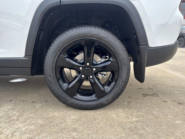 new 2025 Jeep Grand Cherokee car, priced at $48,050