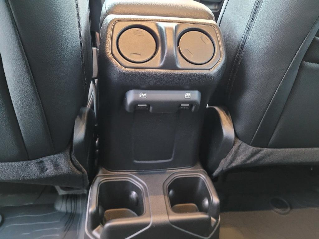 new 2026 Jeep Wrangler car, priced at $46,793