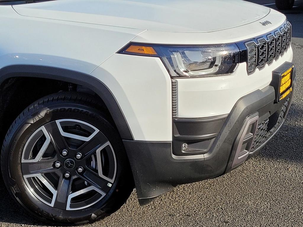 new 2026 Jeep Cherokee car, priced at $42,220