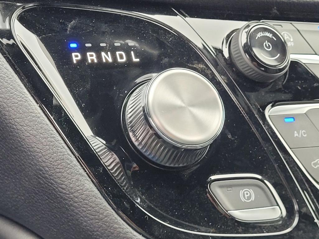 new 2026 Chrysler Pacifica car, priced at $52,281