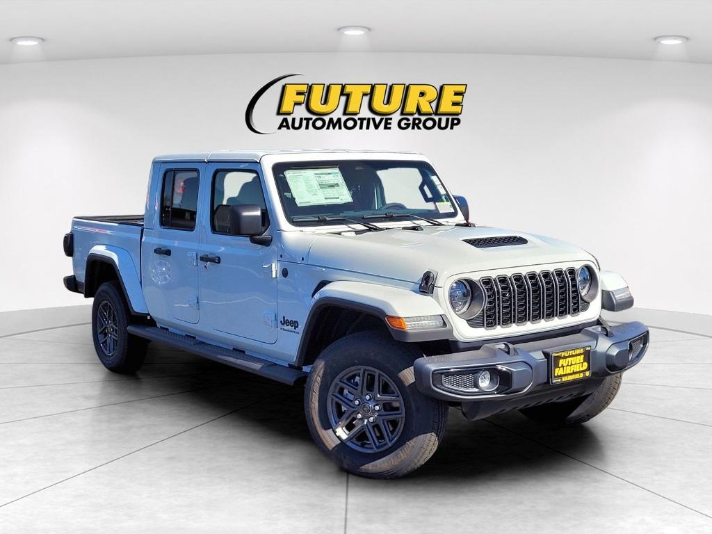 new 2026 Jeep Gladiator car, priced at $52,590