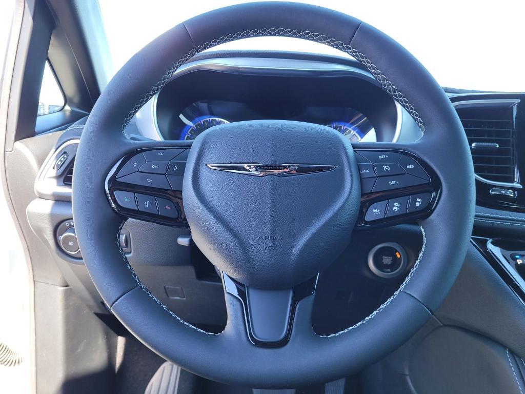 new 2026 Chrysler Pacifica car, priced at $48,623