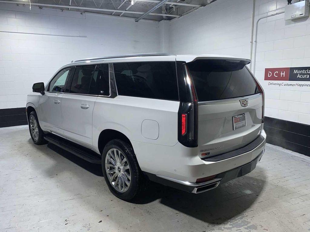 used 2022 Cadillac Escalade ESV car, priced at $51,880