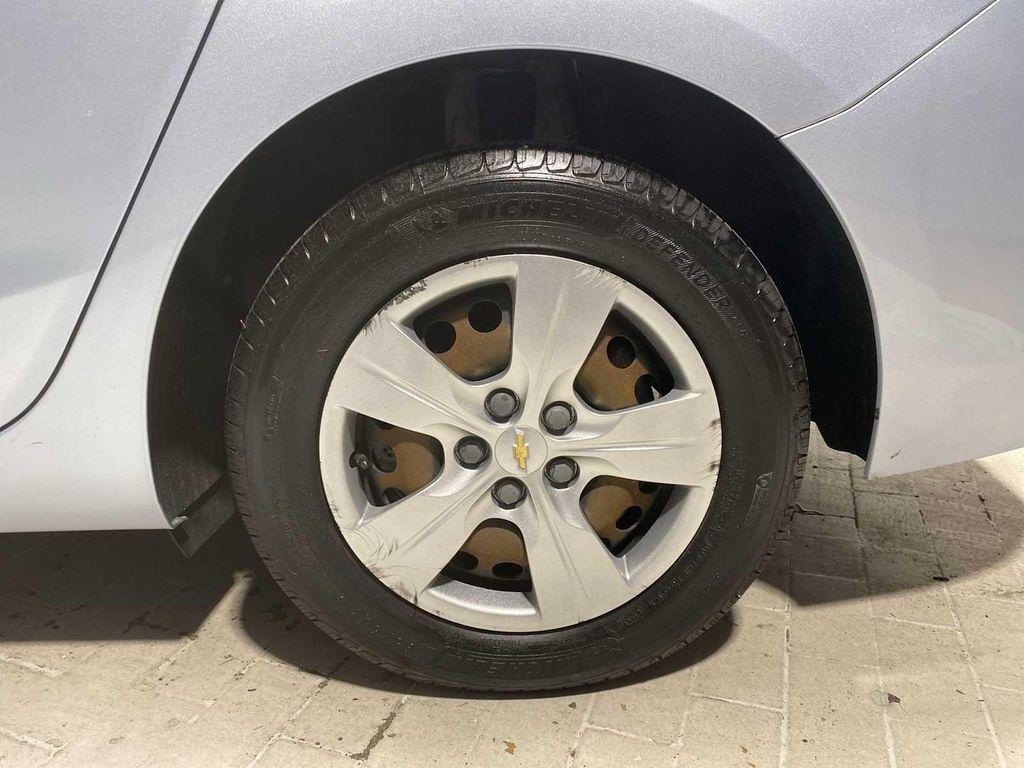 used 2018 Chevrolet Cruze car, priced at $10,478