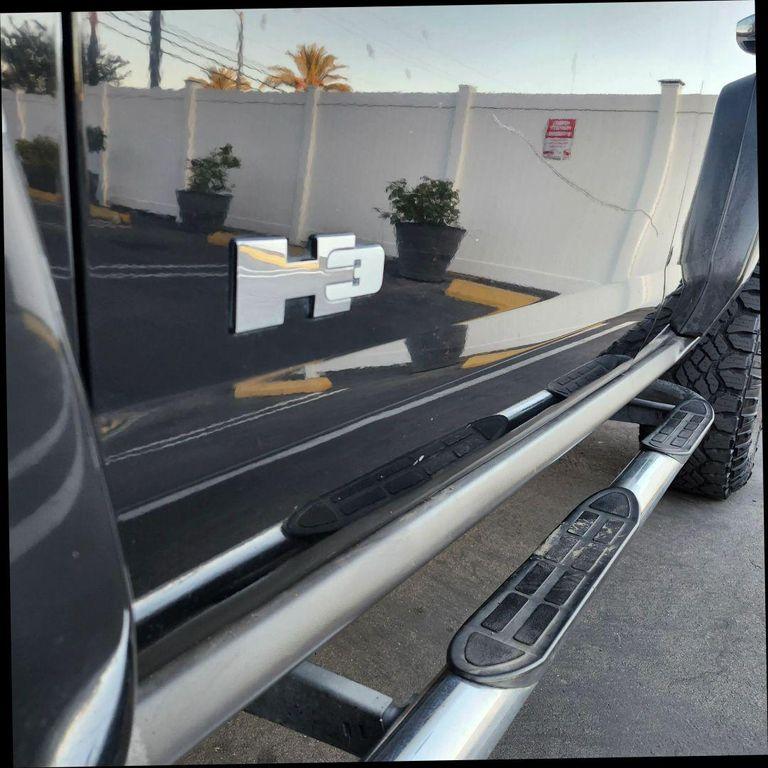 used 2006 Hummer H3 car, priced at $8,599