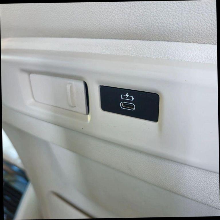 used 2022 BMW X5 car, priced at $30,999