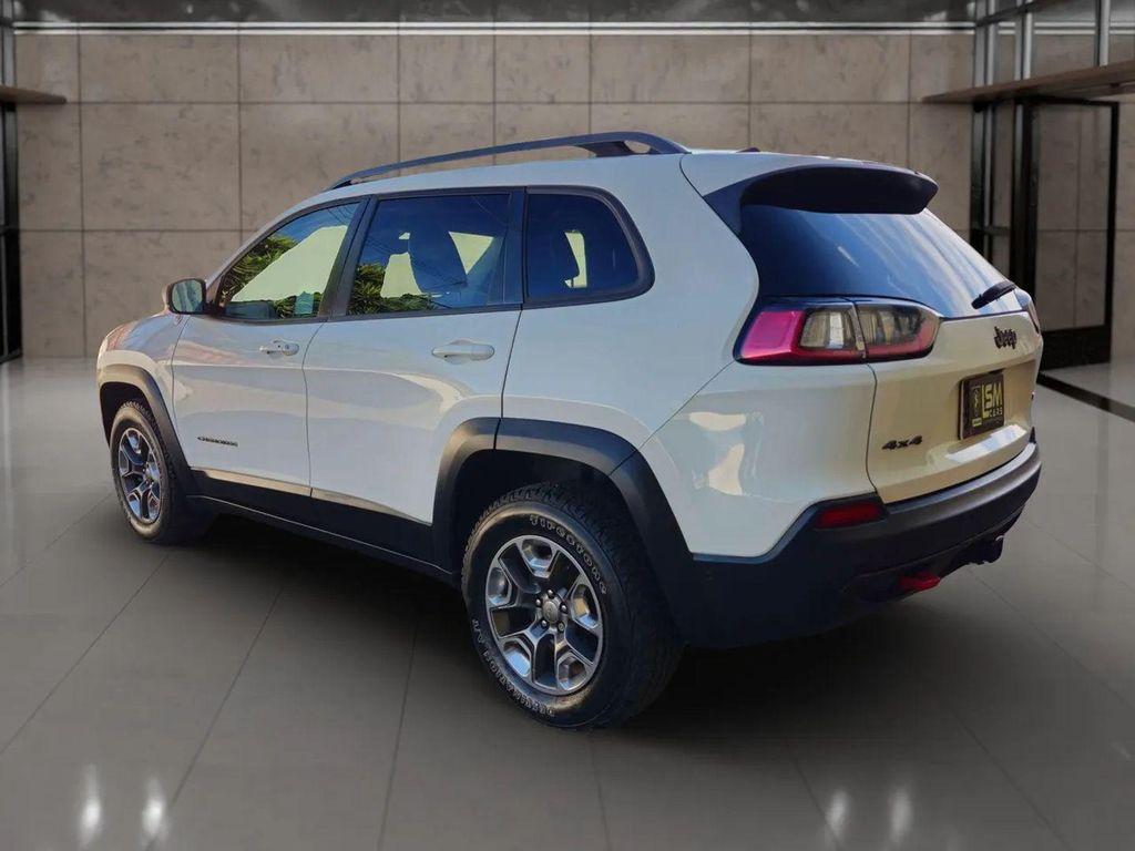 used 2019 Jeep Cherokee car, priced at $15,399