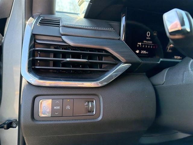 used 2025 GMC Acadia car, priced at $34,999