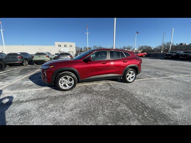 used 2024 Chevrolet Trax car, priced at $21,299