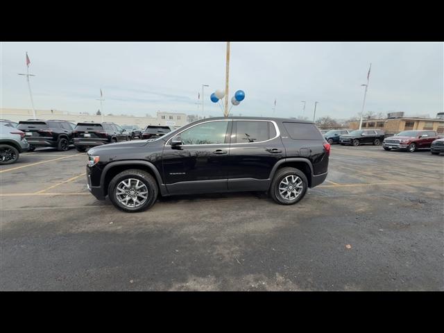 used 2022 GMC Acadia car, priced at $25,999