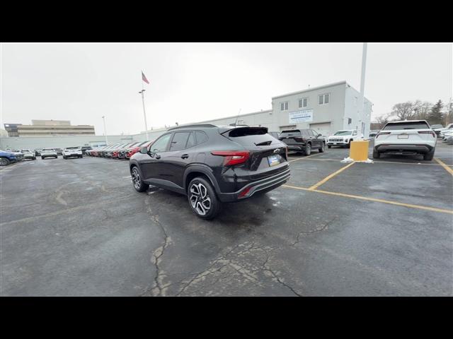 used 2025 Chevrolet Trax car, priced at $24,999