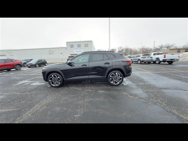 used 2025 Chevrolet Trax car, priced at $24,999