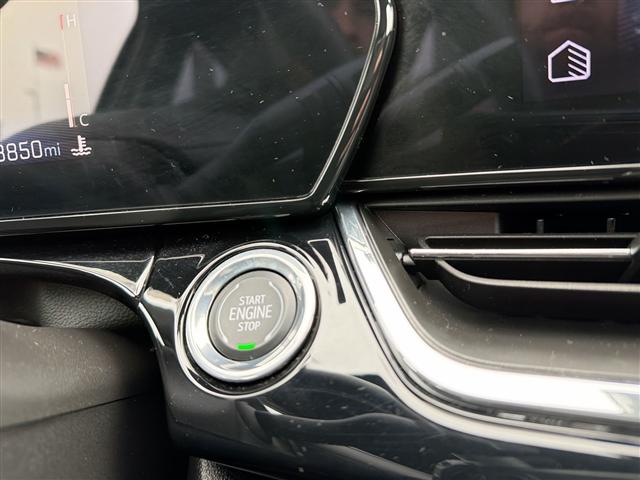 used 2025 Chevrolet Trax car, priced at $24,999