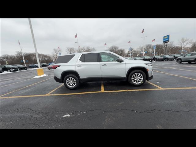 used 2022 Chevrolet Traverse car, priced at $23,999