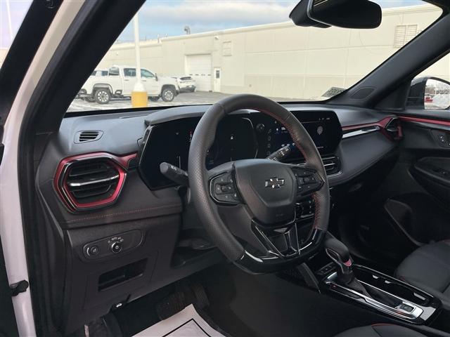 used 2025 Chevrolet TrailBlazer car, priced at $28,853