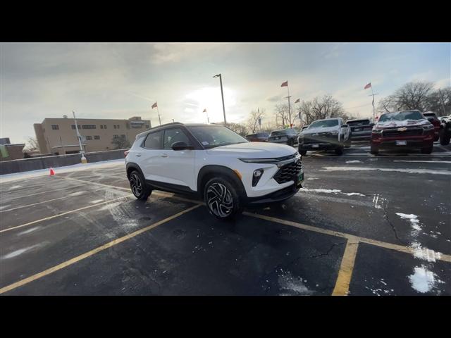 used 2025 Chevrolet TrailBlazer car, priced at $28,853