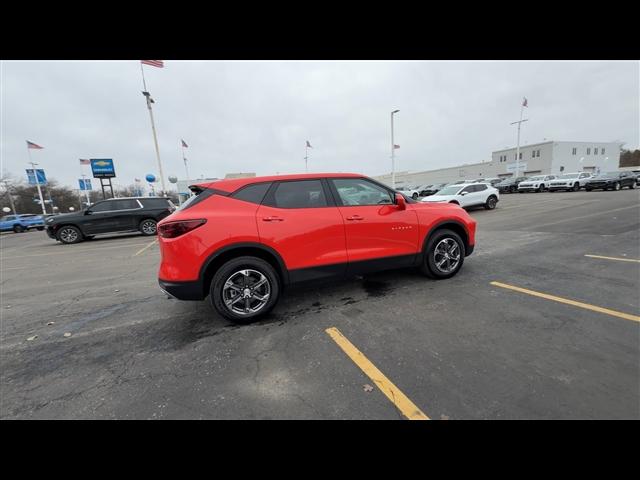 used 2025 Chevrolet Blazer car, priced at $31,399