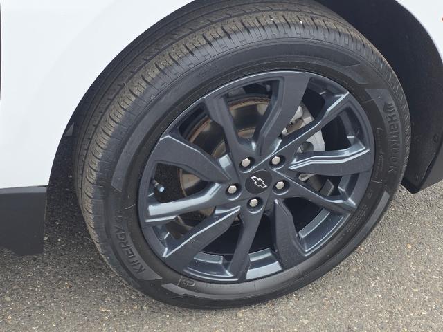 used 2024 Chevrolet Equinox car, priced at $25,937
