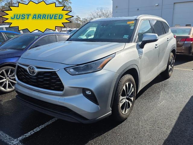 used 2021 Toyota Highlander car, priced at $25,341