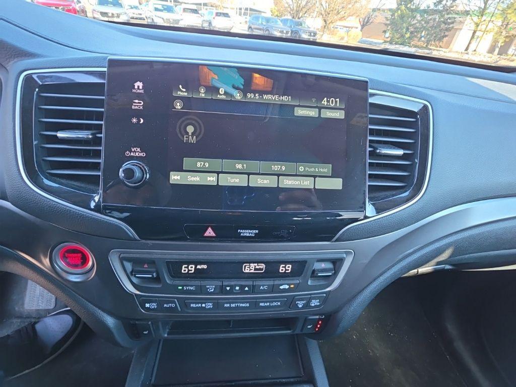 used 2020 Honda Pilot car, priced at $22,995