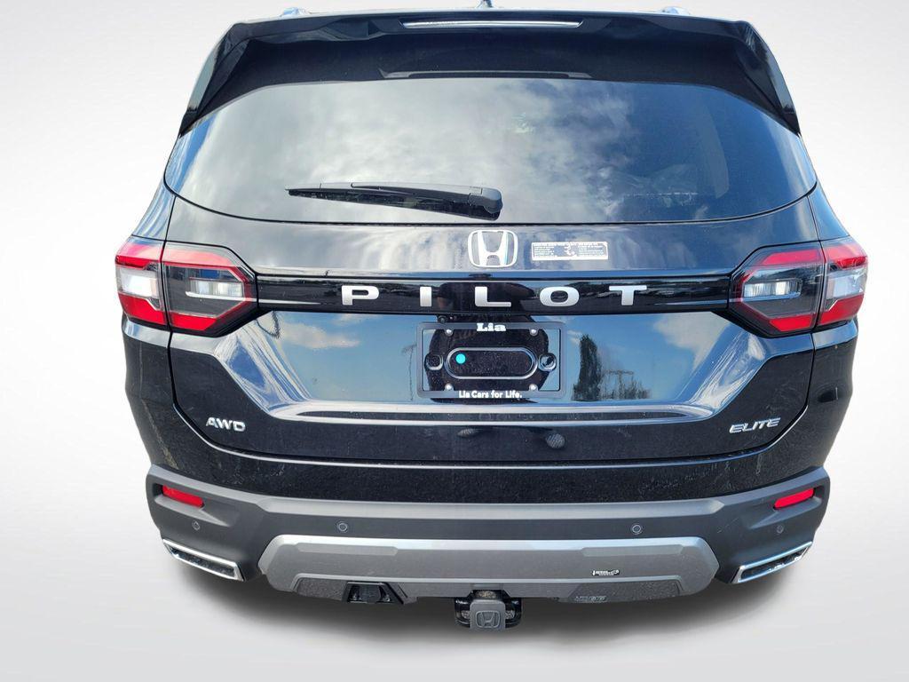 new 2026 Honda Pilot car, priced at $56,035