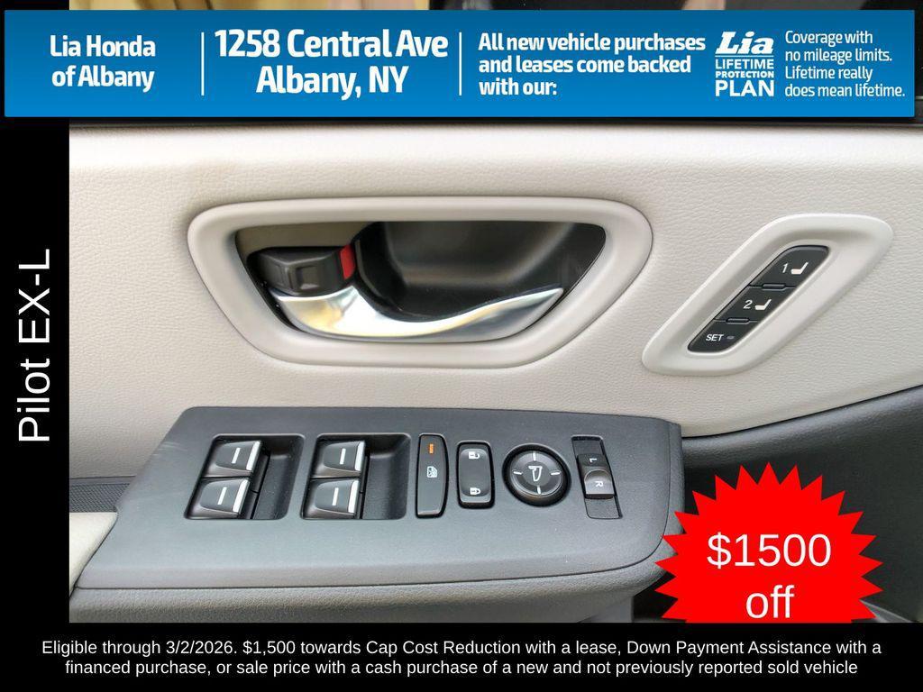 new 2025 Honda Pilot car, priced at $47,550