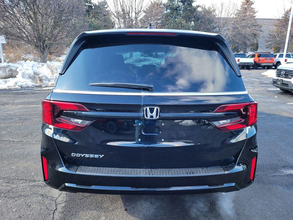 new 2026 Honda Odyssey car, priced at $44,290