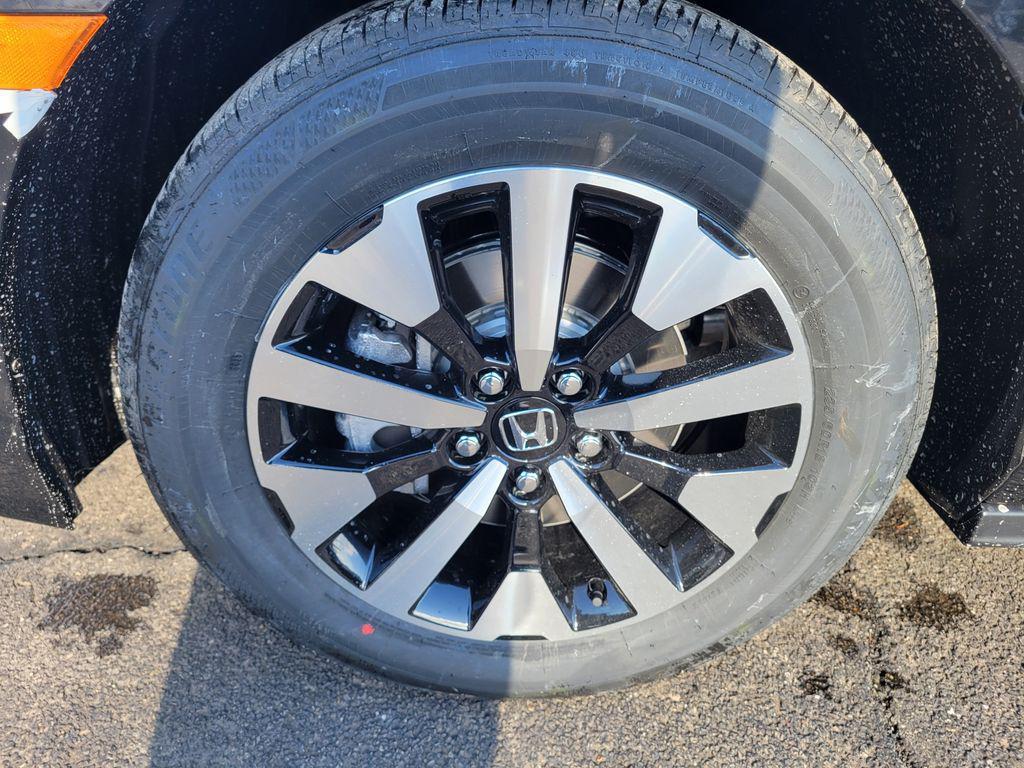 new 2026 Honda Odyssey car, priced at $44,290