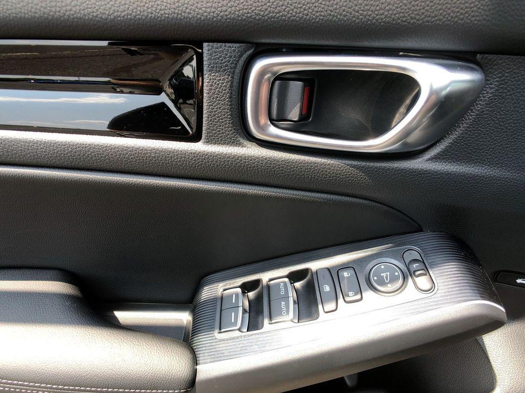 used 2025 Honda Civic Hybrid car, priced at $27,495