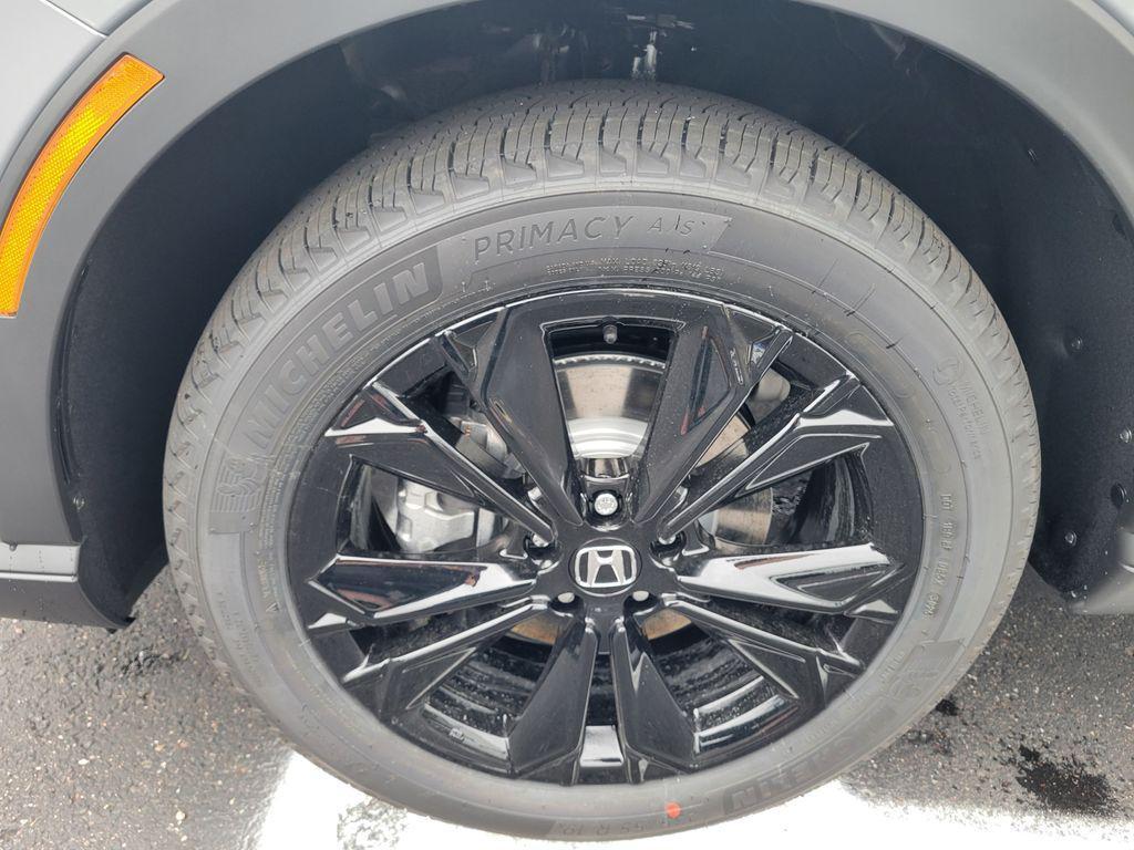 new 2026 Honda CR-V Hybrid car, priced at $44,455