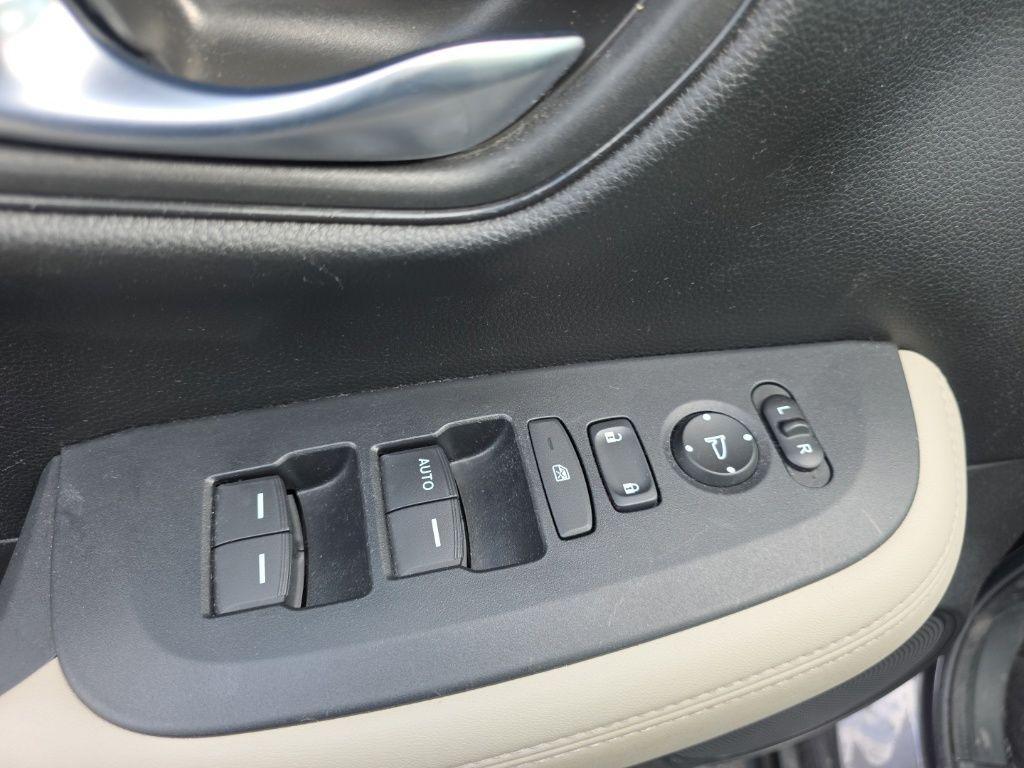 used 2023 Honda HR-V car, priced at $21,895