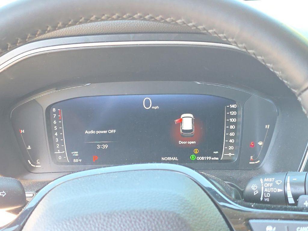 used 2025 Honda Pilot car, priced at $49,995