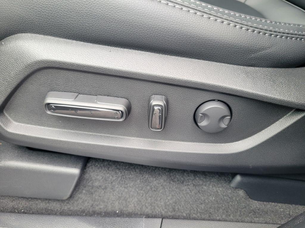 new 2025 Honda Pilot car, priced at $53,450