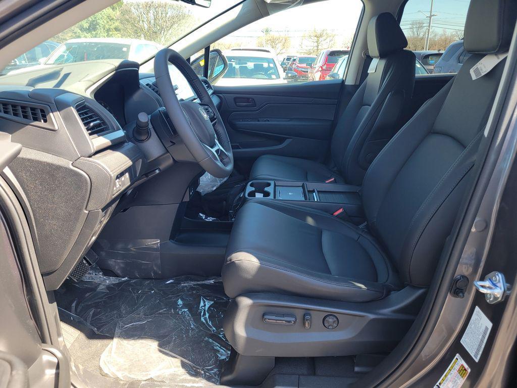 new 2026 Honda Odyssey car, priced at $45,320