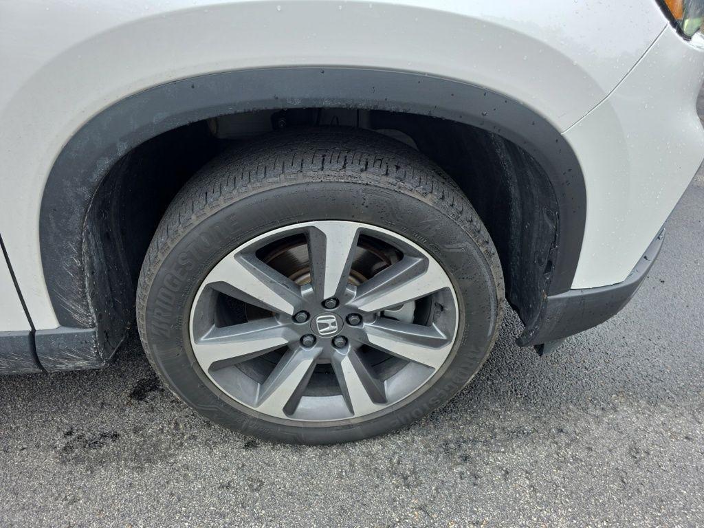 used 2024 Honda Pilot car, priced at $42,995