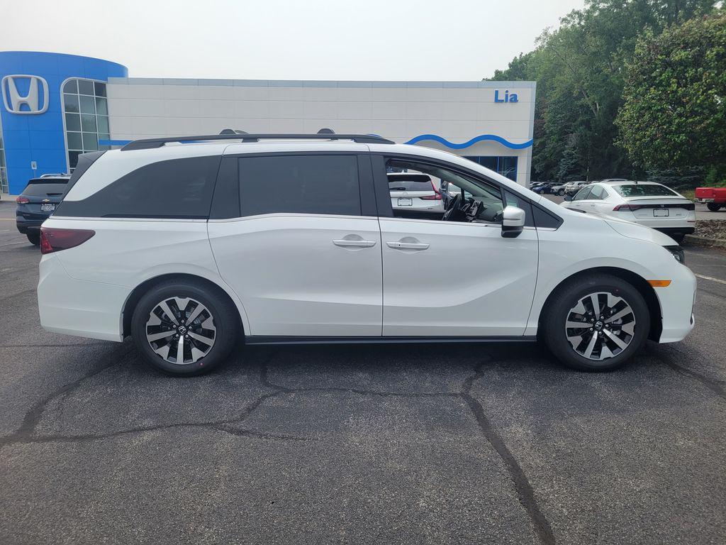 new 2025 Honda Odyssey car, priced at $45,145