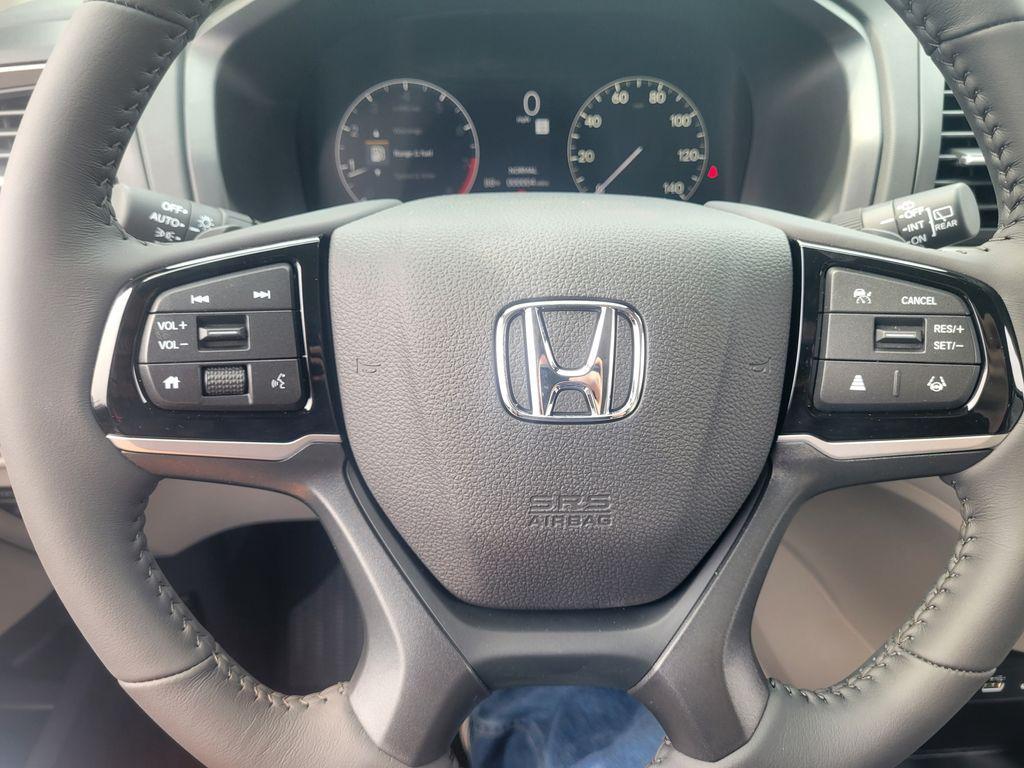 new 2025 Honda Odyssey car, priced at $45,145