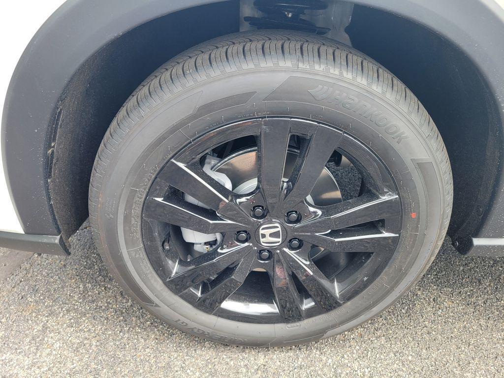 new 2026 Honda HR-V car, priced at $31,405