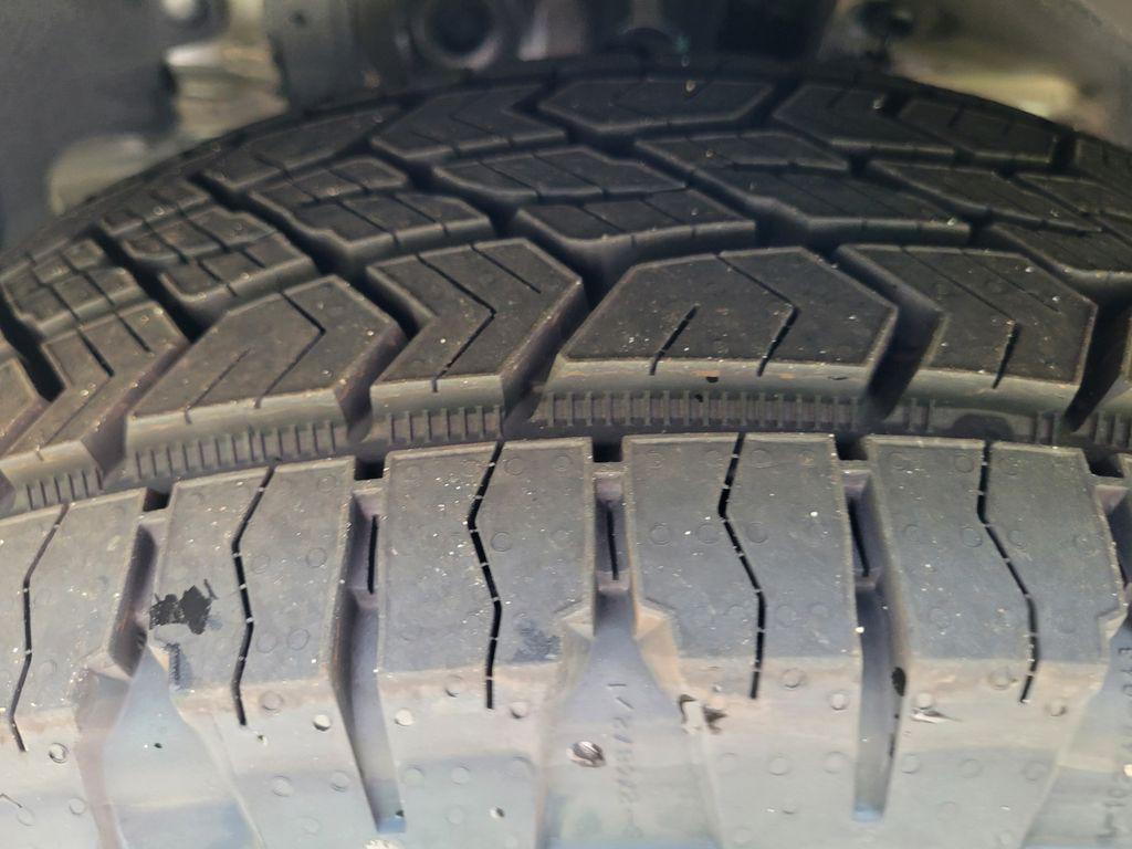 new 2026 Honda CR-V Hybrid car, priced at $40,250