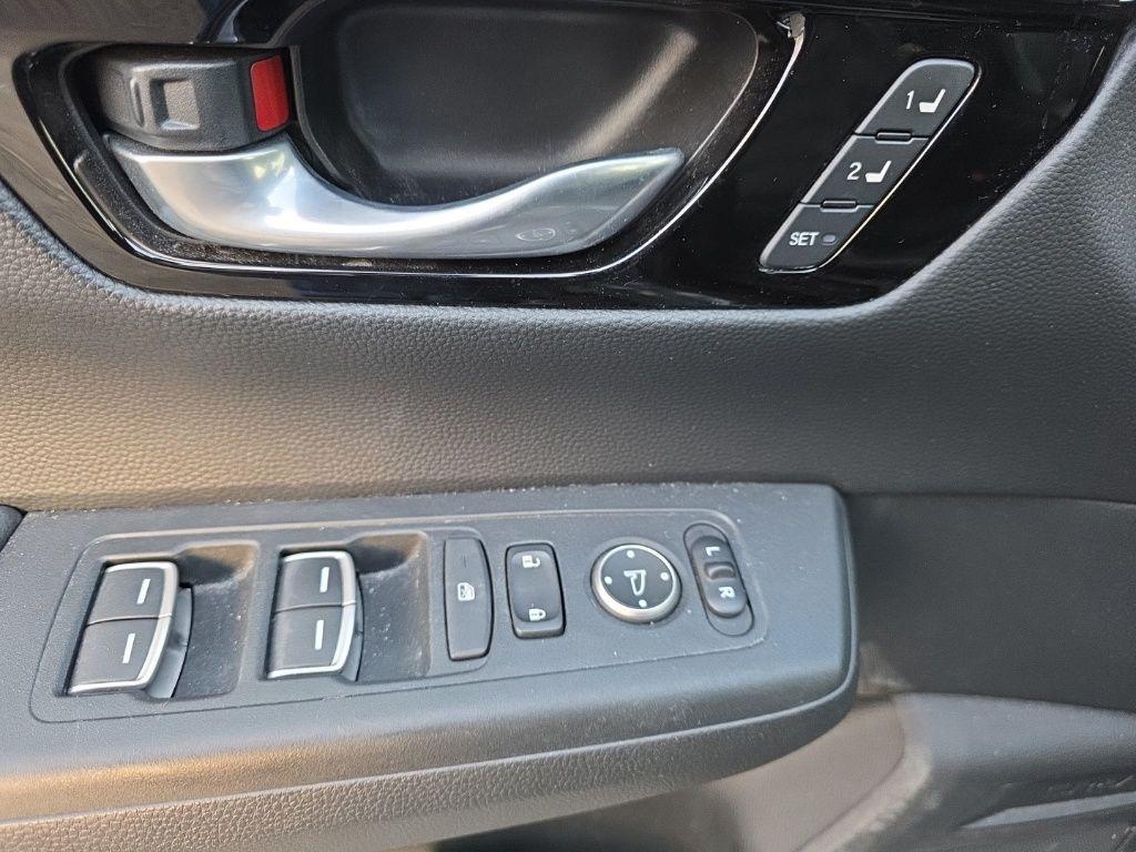 used 2023 Honda CR-V car, priced at $25,497