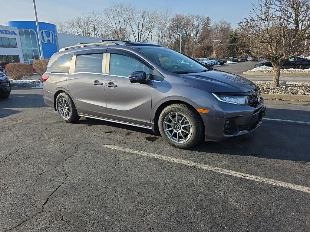 used 2025 Honda Odyssey car, priced at $39,995