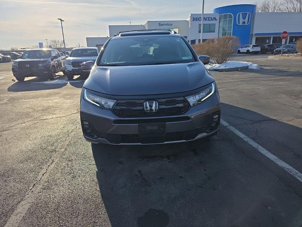 used 2025 Honda Odyssey car, priced at $39,995