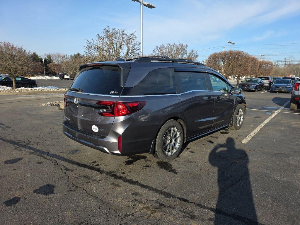 used 2025 Honda Odyssey car, priced at $39,995