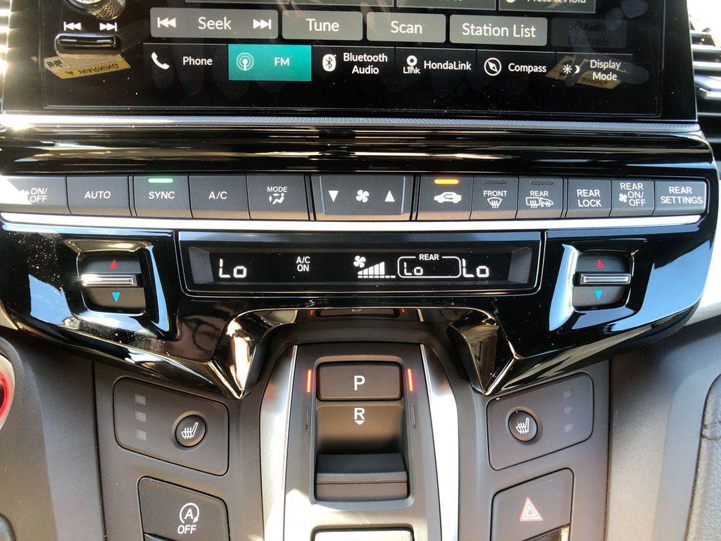 new 2025 Honda Odyssey car, priced at $45,275