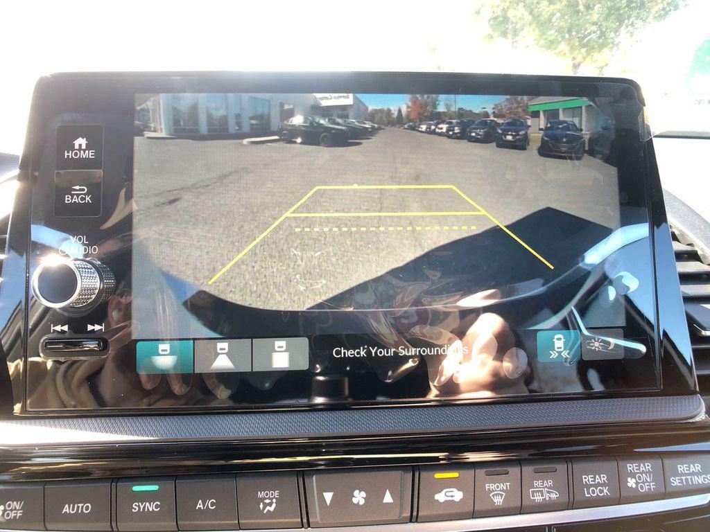 new 2025 Honda Odyssey car, priced at $45,275