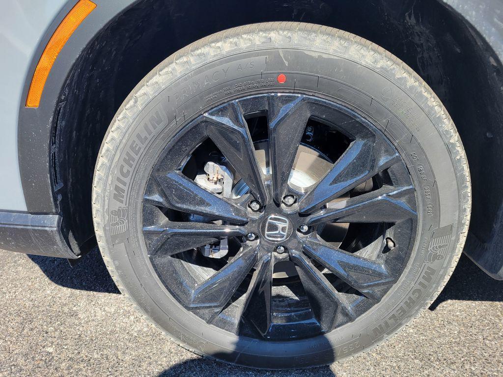 new 2026 Honda CR-V Hybrid car, priced at $44,455