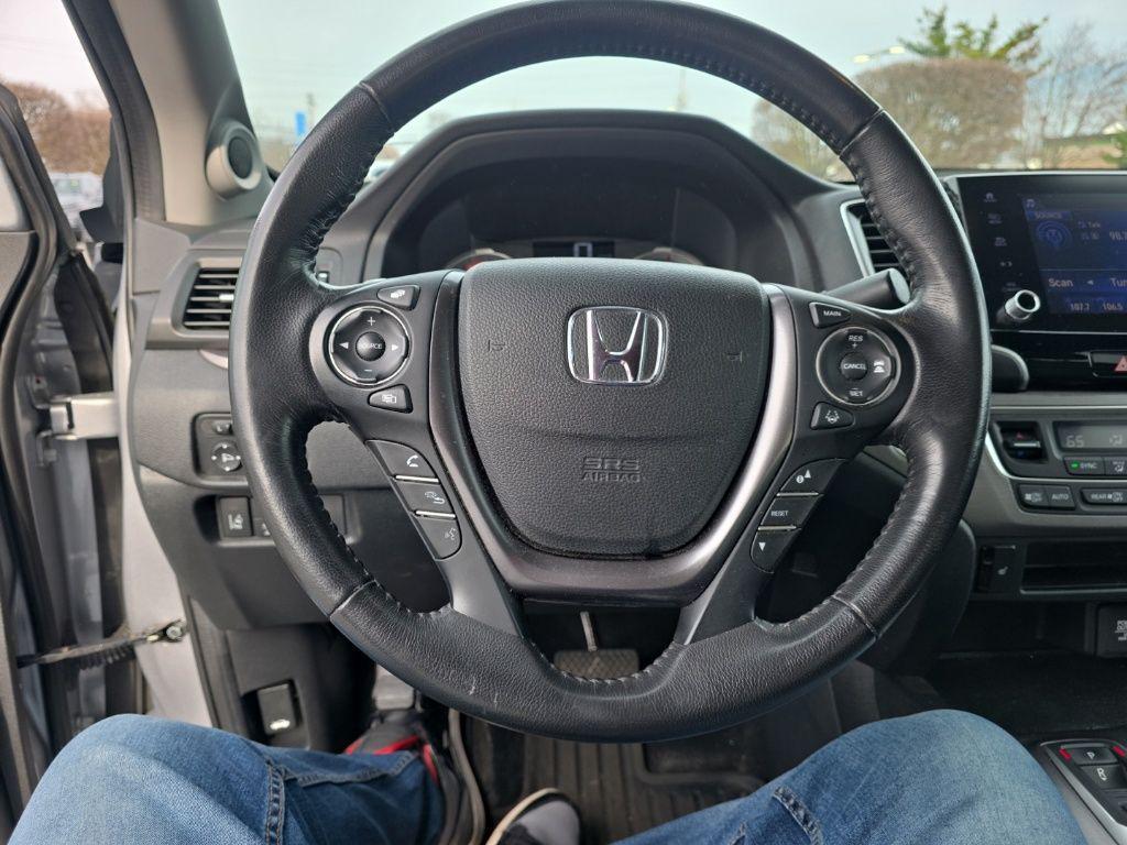 used 2022 Honda Ridgeline car, priced at $28,995