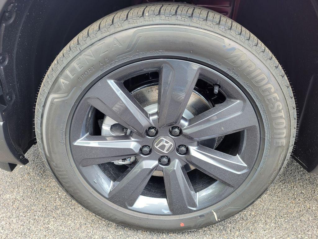new 2026 Honda Pilot car, priced at $46,245