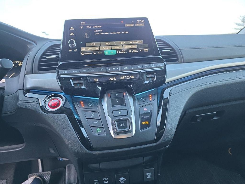 used 2025 Honda Odyssey car, priced at $40,895