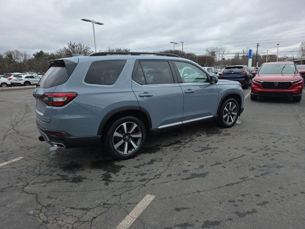 used 2023 Honda Pilot car, priced at $36,795